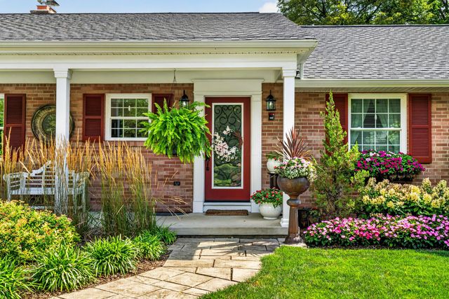 3430 Stonehenge Court, Upper Arlington, OH 43221
