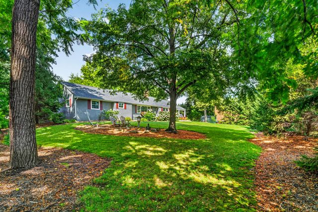 3430 Stonehenge Court, Upper Arlington, OH 43221
