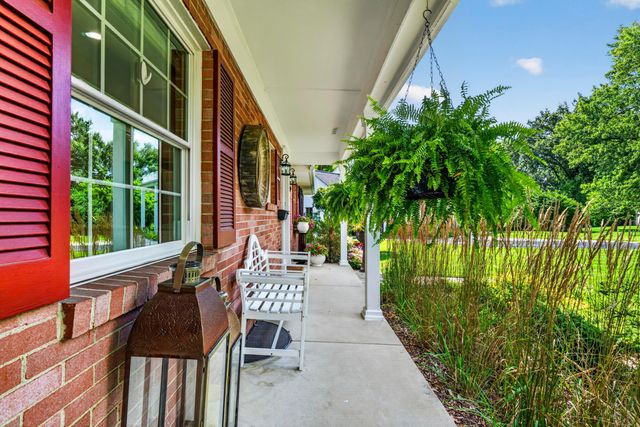 3430 Stonehenge Court, Upper Arlington, OH 43221
