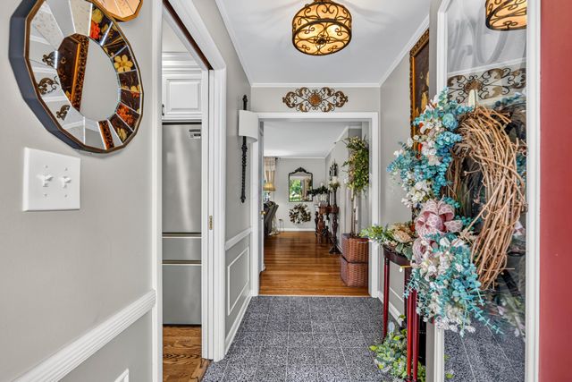 3430 Stonehenge Court, Upper Arlington, OH 43221