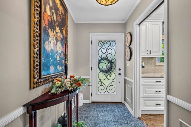 3430 Stonehenge Court, Upper Arlington, OH 43221
