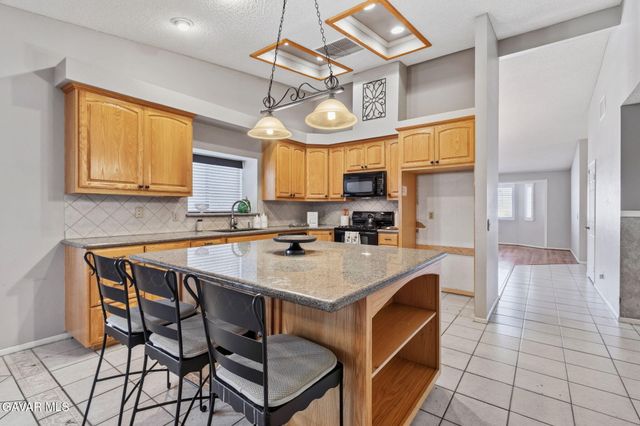 42307 W 61st Street, Quartz Hill, CA 93536