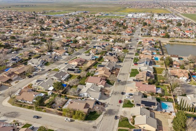 42307 W 61st Street, Quartz Hill, CA 93536