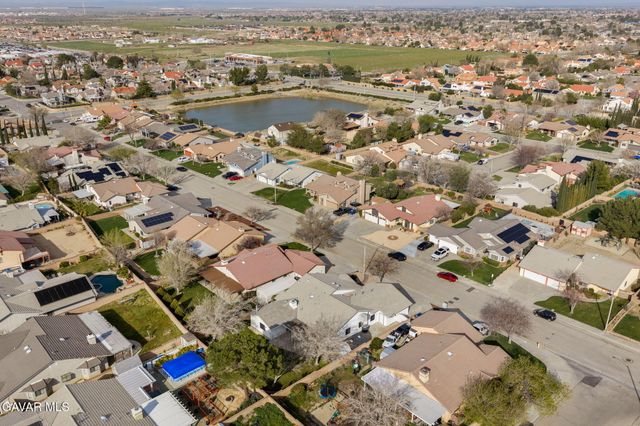 42307 W 61st Street, Quartz Hill, CA 93536