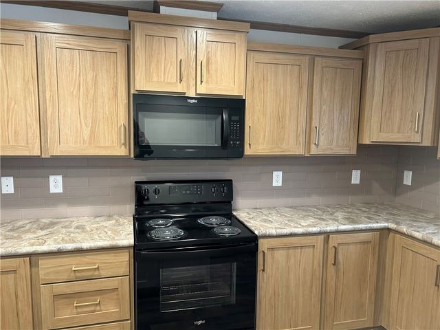 235 Sunnyhill, Adams Twp, PA 16059