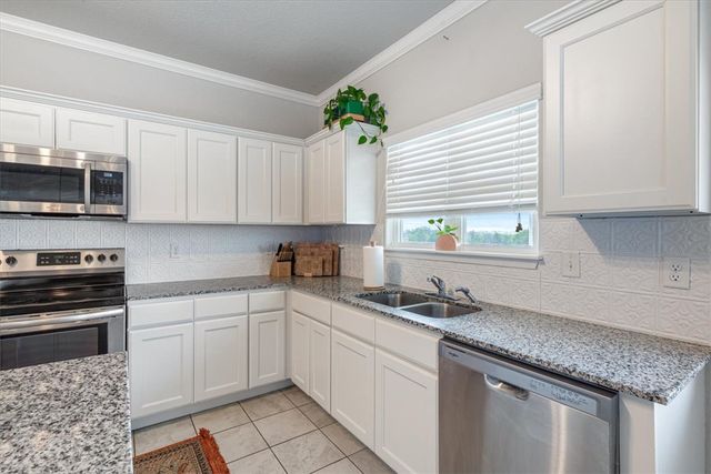 202 Zion Church Street, Lowell, AR 72745