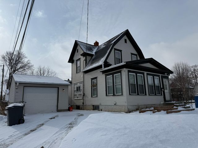 2213 Oak Park Avenue N, Minneapolis, MN 55411