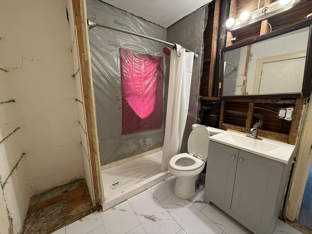 2213 Oak Park Avenue N, Minneapolis, MN 55411