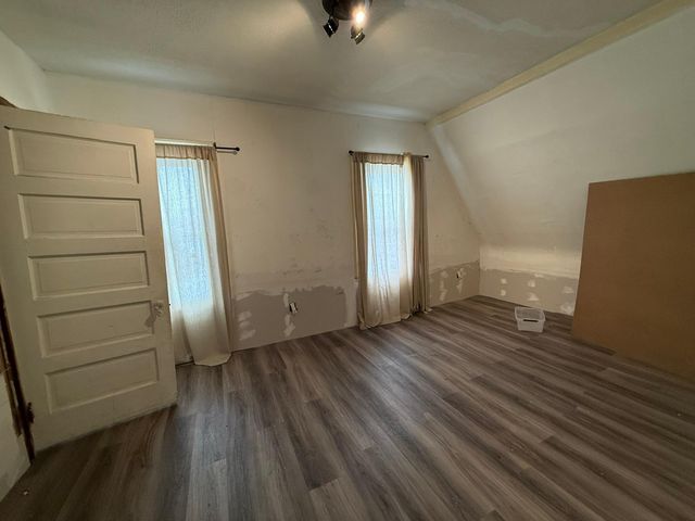 2213 Oak Park Avenue N, Minneapolis, MN 55411