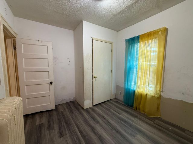 2213 Oak Park Avenue N, Minneapolis, MN 55411