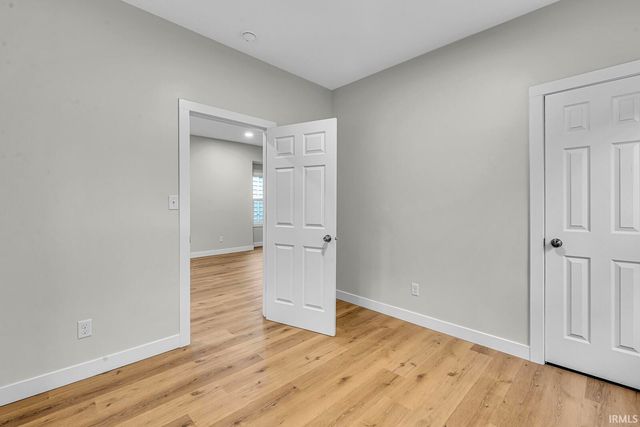 2422 Kenwood Avenue, South Bend, IN 46628