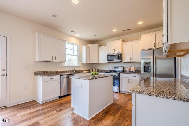 907 Burning Maple Lane, Mebane, NC 27302