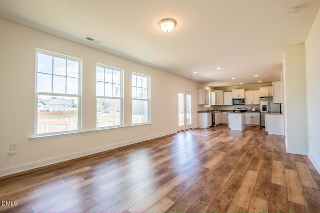 907 Burning Maple Lane, Mebane, NC 27302