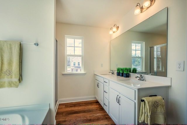 907 Burning Maple Lane, Mebane, NC 27302