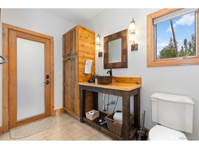 8 Fletcher Ct, Breckenridge, CO 80424