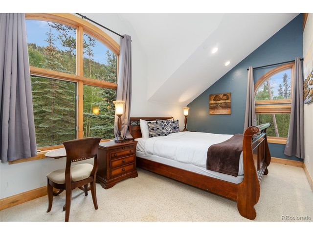 8 Fletcher Ct, Breckenridge, CO 80424
