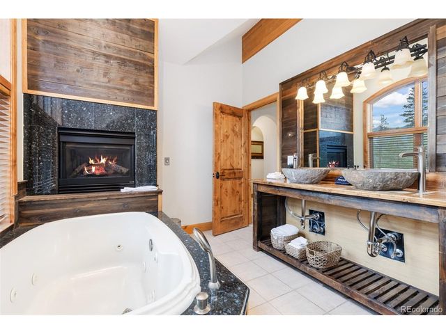 8 Fletcher Ct, Breckenridge, CO 80424