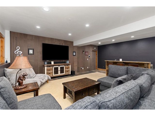 8 Fletcher Ct, Breckenridge, CO 80424