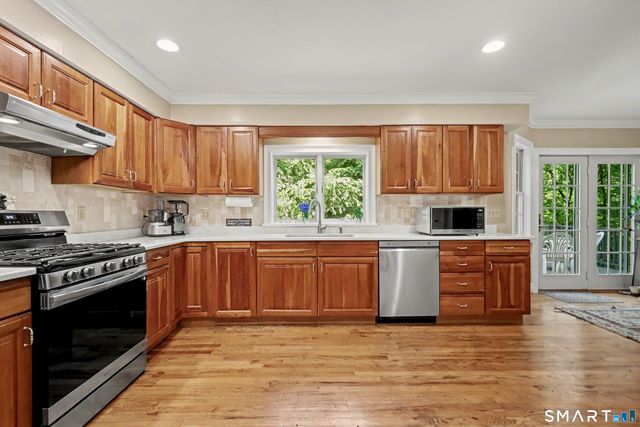 17 Goodhill Road, Bethel, CT 06801