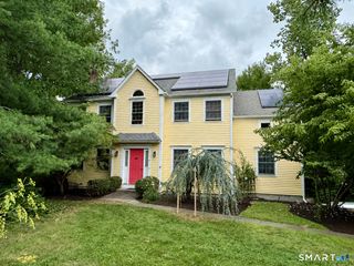 17 Goodhill Road, Bethel, CT 06801