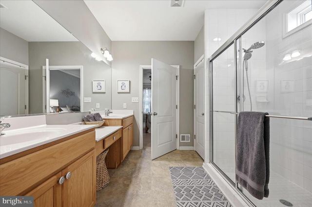 105 LADYSMITH DR, Stephens City, VA 22655