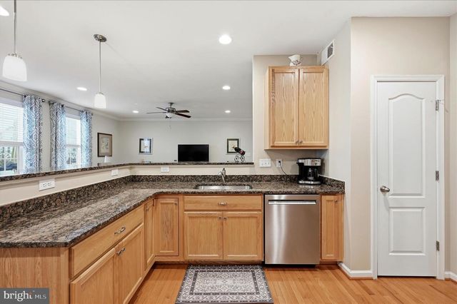 105 LADYSMITH DR, Stephens City, VA 22655