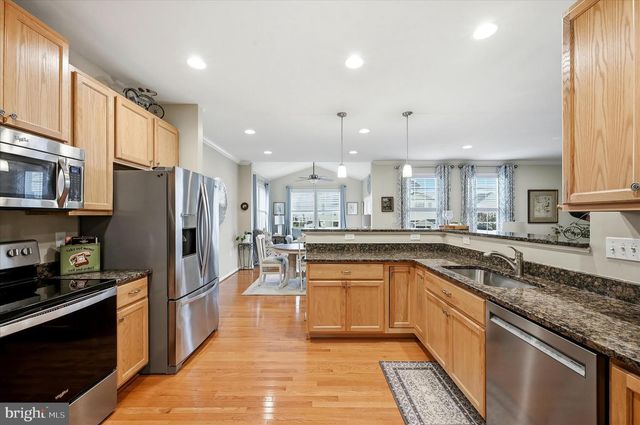 105 LADYSMITH DR, Stephens City, VA 22655