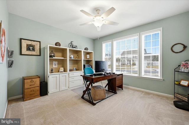 105 LADYSMITH DR, Stephens City, VA 22655