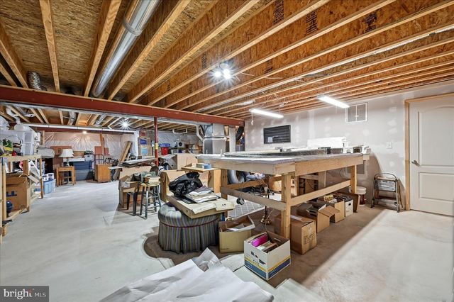 105 LADYSMITH DR, Stephens City, VA 22655