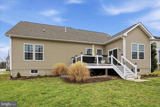 105 LADYSMITH DR, Stephens City, VA 22655