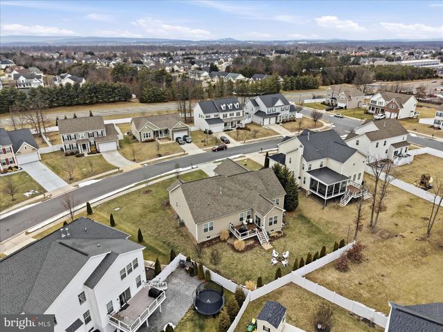 105 LADYSMITH DR, Stephens City, VA 22655