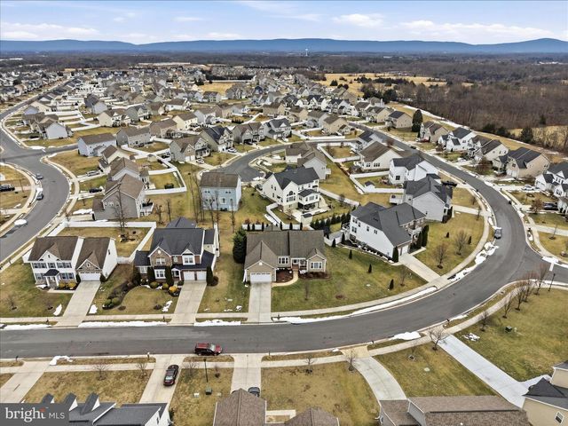 105 LADYSMITH DR, Stephens City, VA 22655