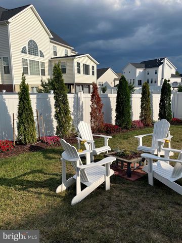 105 LADYSMITH DR, Stephens City, VA 22655