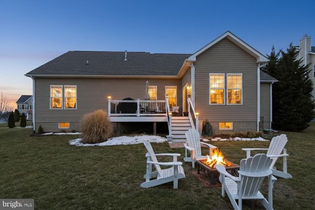 105 LADYSMITH DR, Stephens City, VA 22655