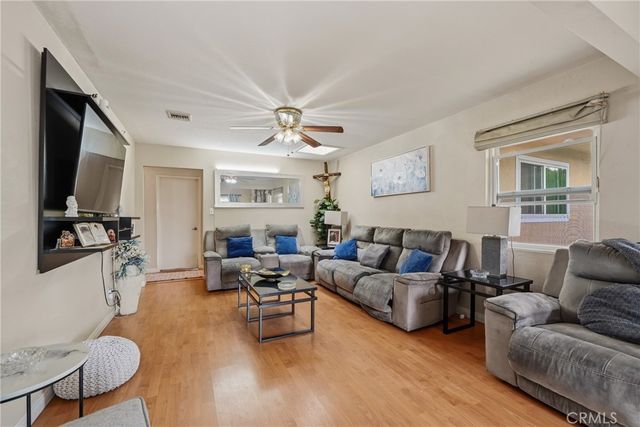 679 Bridwell, Glendora, CA 91741