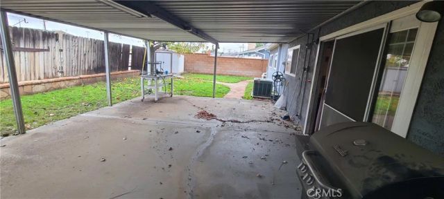 22104 Alamogordo, Saugus, CA 91350