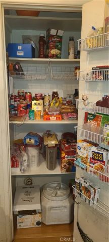 22104 Alamogordo, Saugus, CA 91350