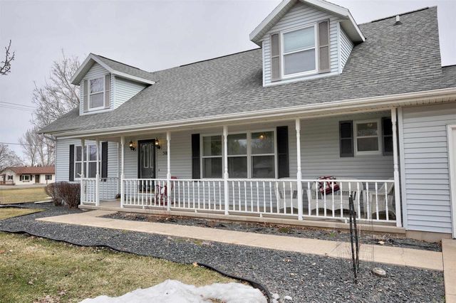 588 Ann Court, Berlin, WI 54923