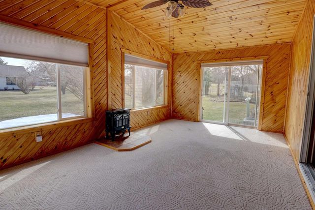 588 Ann Court, Berlin, WI 54923