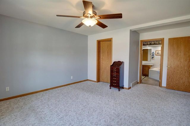 588 Ann Court, Berlin, WI 54923