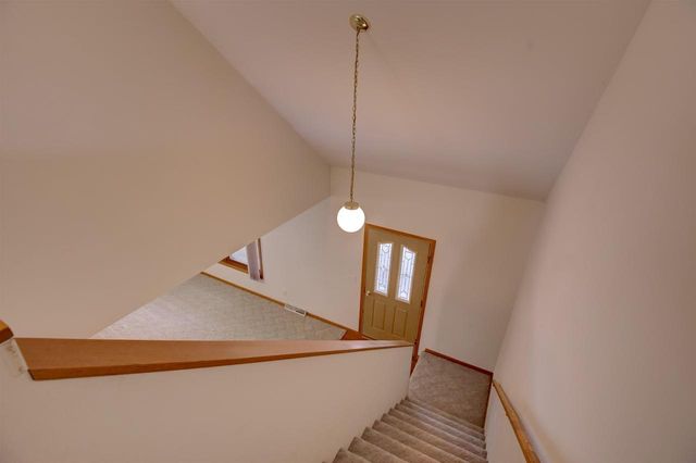 588 Ann Court, Berlin, WI 54923