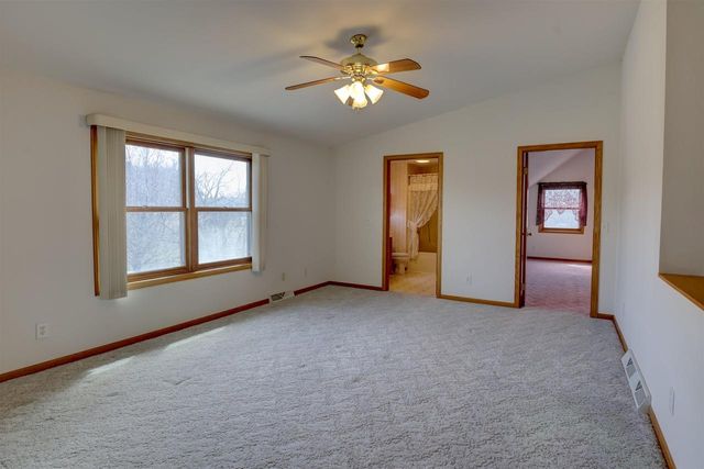 588 Ann Court, Berlin, WI 54923