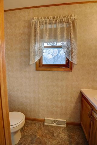 588 Ann Court, Berlin, WI 54923