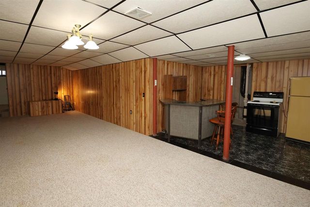 588 Ann Court, Berlin, WI 54923