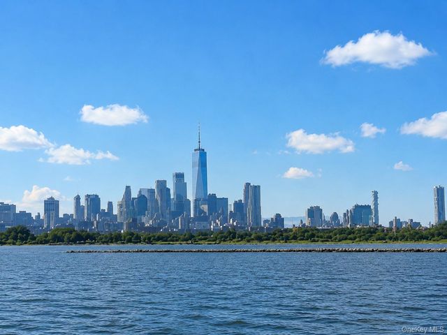 518 Beach 139th Street A6, Belle Harbor, NY 11694