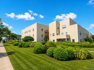 518 Beach 139th Street A6, Belle Harbor, NY 11694