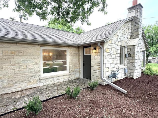 N71W22103 Good Hope ROAD, Lisbon, WI 53089