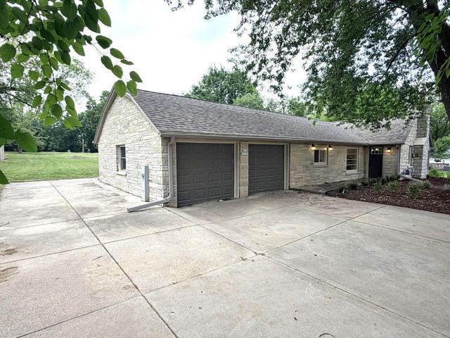 N71W22103 Good Hope ROAD, Lisbon, WI 53089