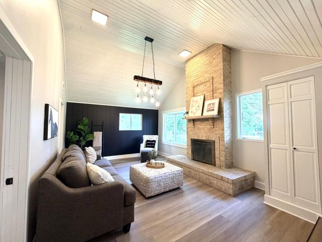 N71W22103 Good Hope ROAD, Lisbon, WI 53089