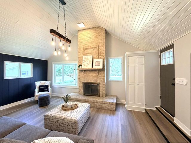 N71W22103 Good Hope ROAD, Lisbon, WI 53089